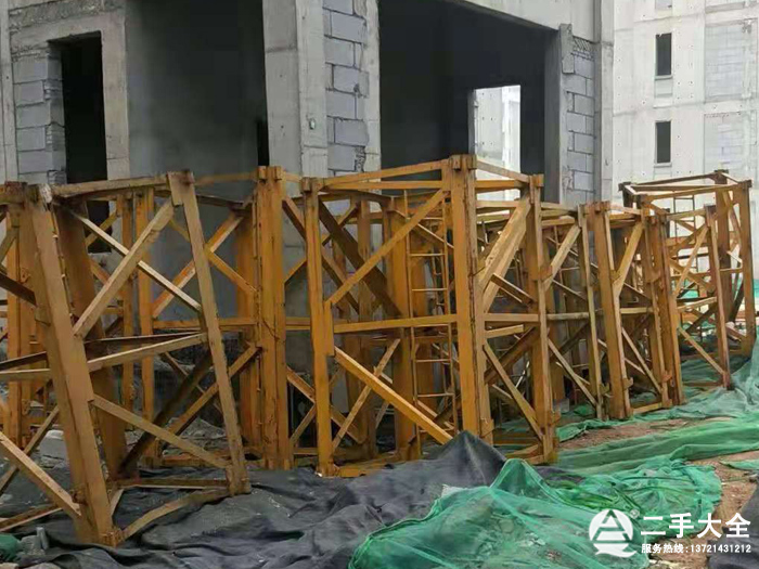 天津出售二手塔吊(40型标塔)