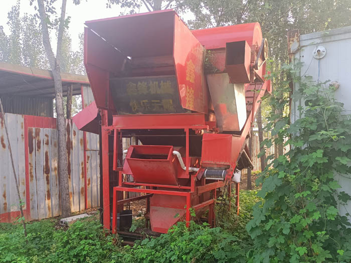 二手农用机械：旧花生摘果机转让
